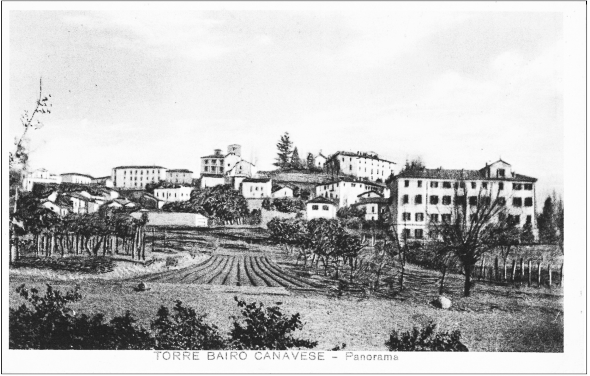 Torre Canavese in una cartolina del primo Novecento.